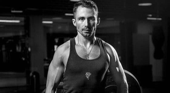 Обложка Максим Сараев