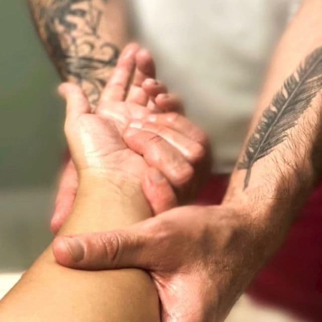 Обложка Thomas massage