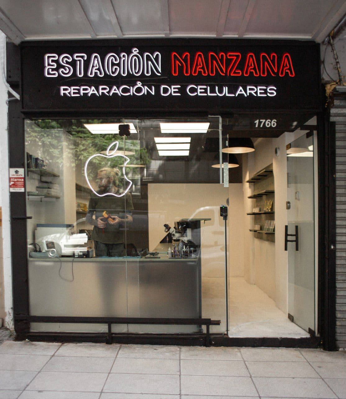 Обложка Estacion Manzana