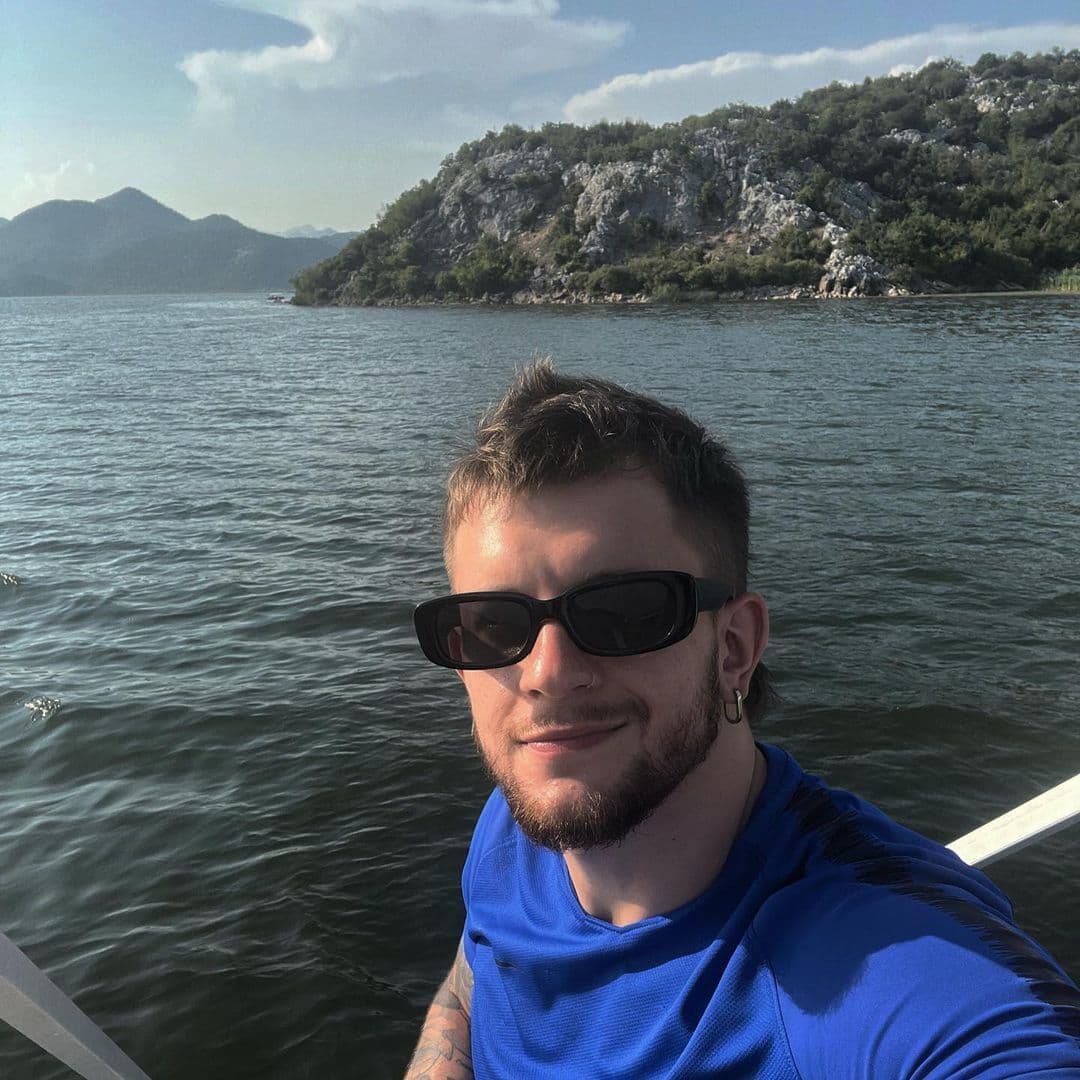 Обложка Арчи барбер