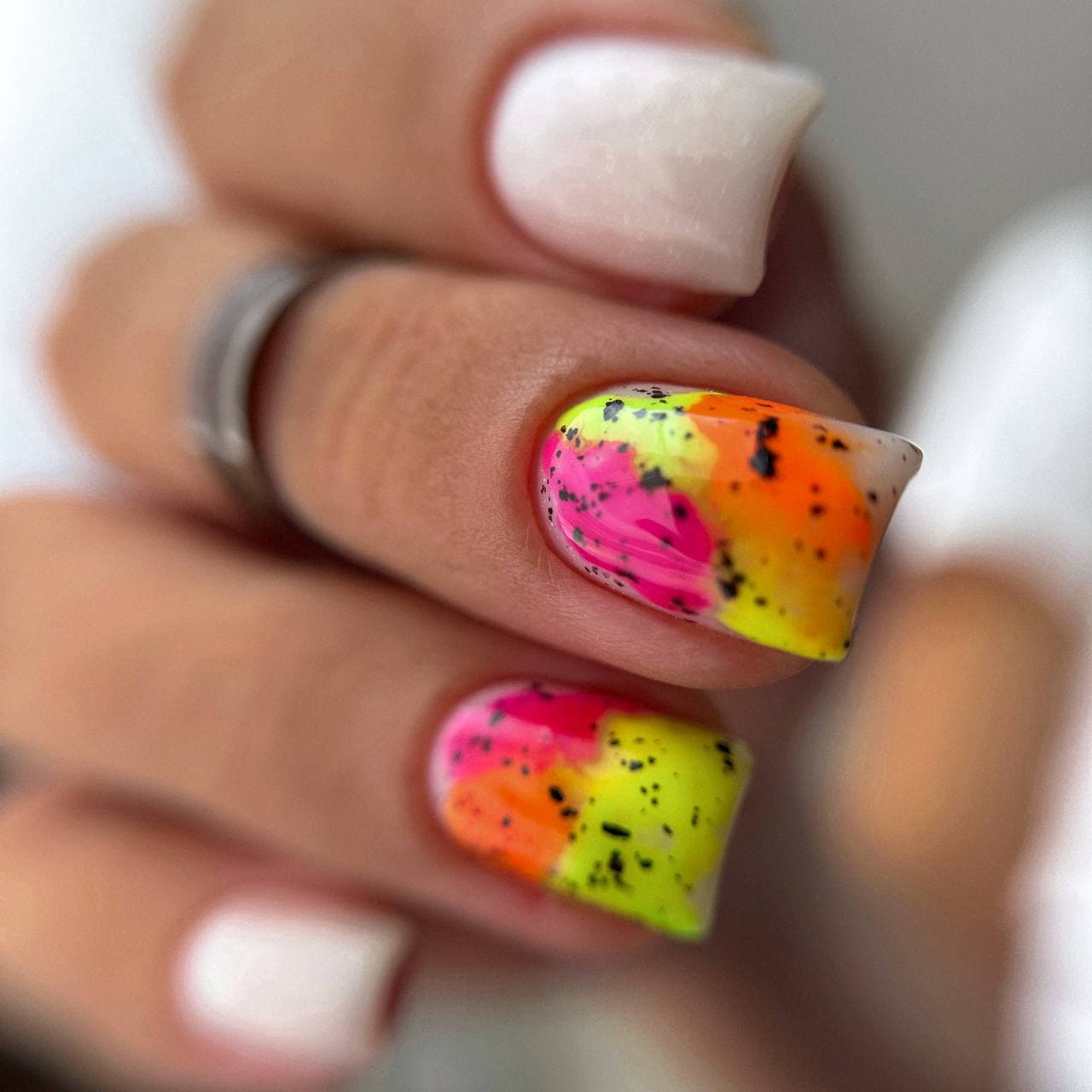 Обложка Helen Gray